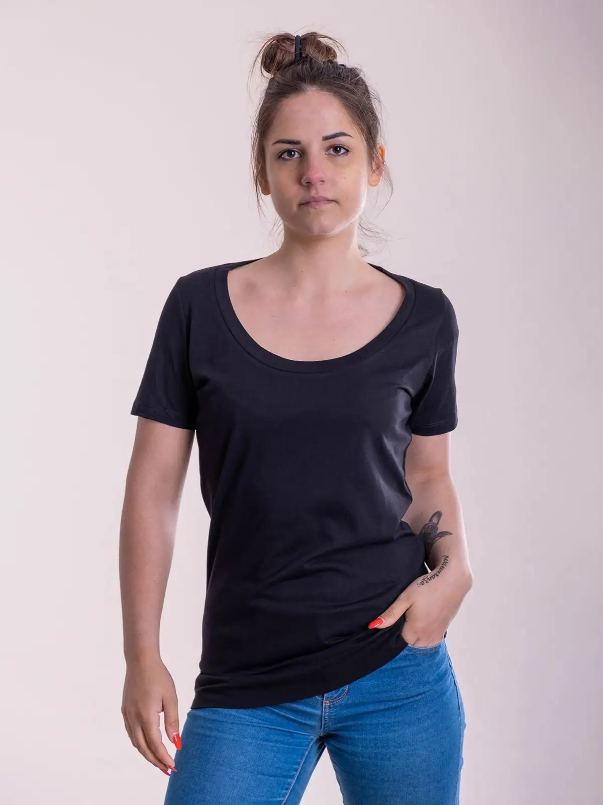 T-shirt donna scollo rotondo - Cotton &amp; Art - CAMP001